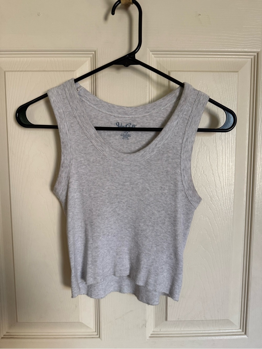 Women’s Gray Ribbed Tank Top - Classic Sleeveless Knit
